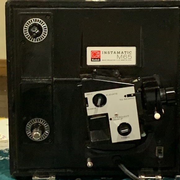 Projector - Picture 8 of 8